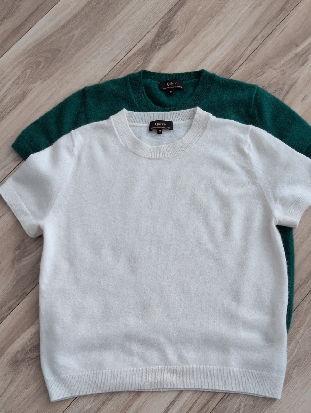 Quince Short-Sleeve 100% Cashmere Tee Green and White Medium